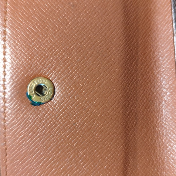 Louis Vuitton Monogram Compact Elise Wallet - Picture 14 of 15